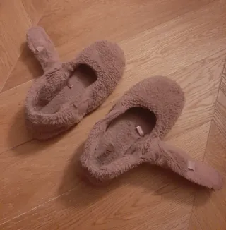 Zapatillas Zara pelo rosa - 35