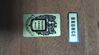 Metopa madera escudo España EEUU