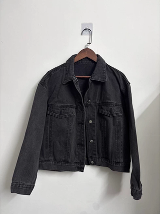 Chaqueta vaquera negra