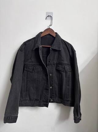 Chaqueta vaquera negra