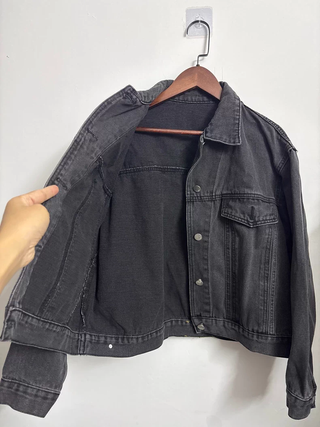 Chaqueta vaquera negra