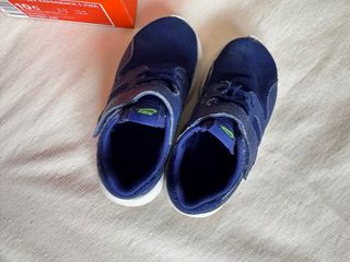 Zapatillas deportivas niño Nike Talla 27