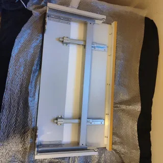 Mesa de desayuno extensible