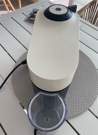 Cafetera Nespresso Vertuo Pop Blanca