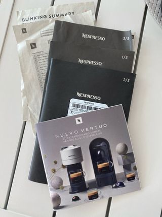 Cafetera Nespresso Vertuo Pop Blanca