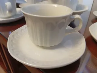 Juego 6 tazas y lechera cristal