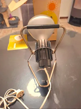 Lámpara Solar Vitamina D Antigua