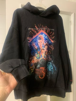 Sudadera Stranger Things 3 Negra