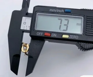 Pendientes dorados eslabones