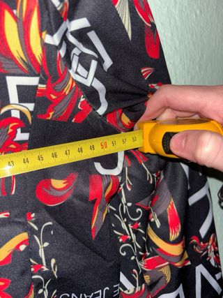 Americana Versace Jeans Barroca Negra y Roja