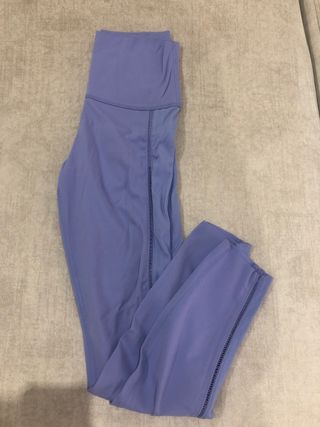 Leggings deportivos morados