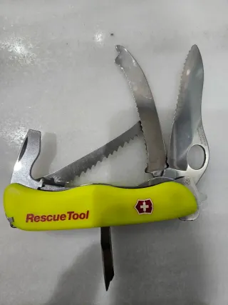 Navaja Victorinox Rescue Tool Amarilla