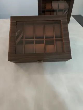 Scatola porta orologi in legno rivestita