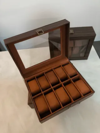 Scatola porta orologi in legno rivestita