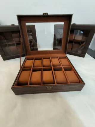 Scatola porta orologi in legno rivestita
