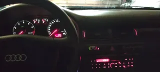 Audi A6 2.4 6 en V 165 cv