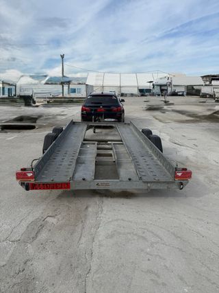 Alquiler remolque plataforma portacoches