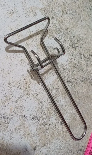 Leva per teglie in metallo