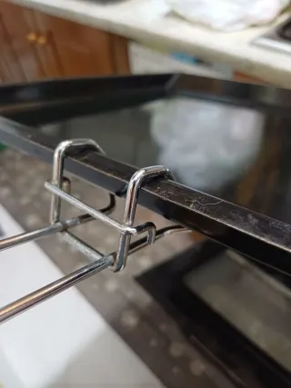 Leva per teglie in metallo