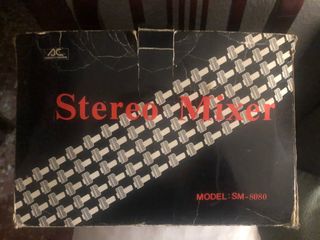 Mesa de Mezclas AC Stereo Mixer SM-8080