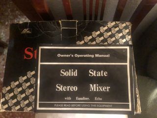 Mesa de Mezclas AC Stereo Mixer SM-8080