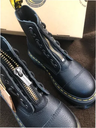 Dr. Martens Talla 38 Cremallera Negra