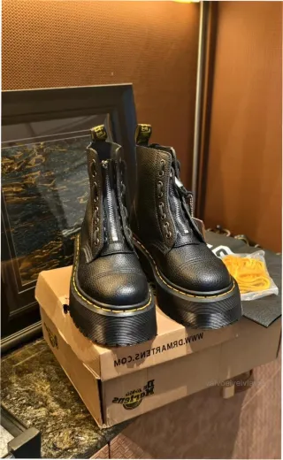 Botas Dr. Martens 39 con cremallera