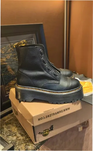 Botas Dr. Martens 39 con cremallera