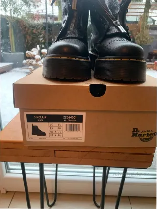 Botas Dr. Martens Talla 40 Negro