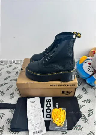 Botas Dr. Martens Talla 38 Cremallera Negra
