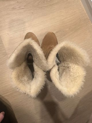 Stivali UGG Marroni con Fibbie Dorate