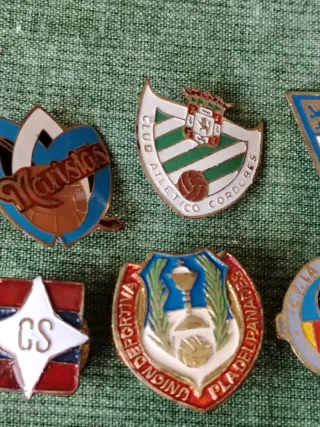 16 Insignias Fútbol Españolas Antiguas Originale