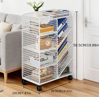 Scaffalatura in ferro con ruote