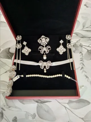 Aderezo fallera en plata para niña