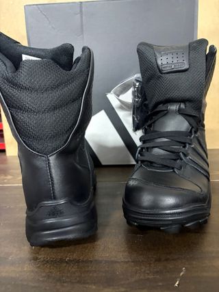 Botas talla 42 2/3 ADIDAS GSG 9.2. COD3