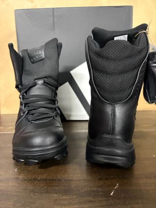 Botas talla 42 2/3 ADIDAS GSG 9.2. COD3