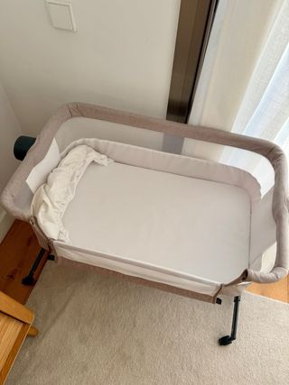 Cuna colecho Kinderkraft Beige + protector colchon