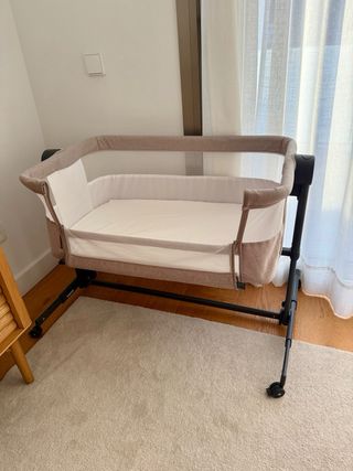 Cuna colecho Kinderkraft Beige + protector colchon