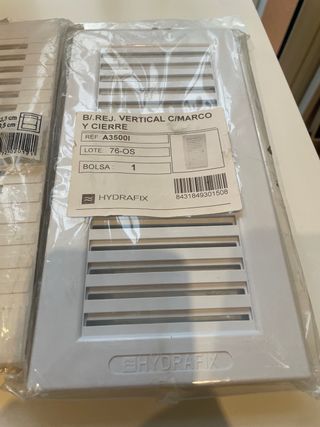Rejillas Ventilación Verticales Hydrafix y Fepre