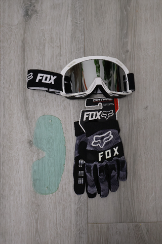 Pack FOX: Gafas + Guantes + Lente Extra 144