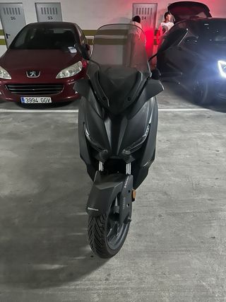 Xmax 125 2021 Automática 14200 km