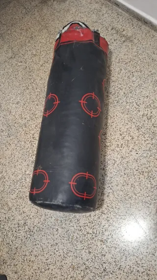 Soporte para saco de boxeo y saco