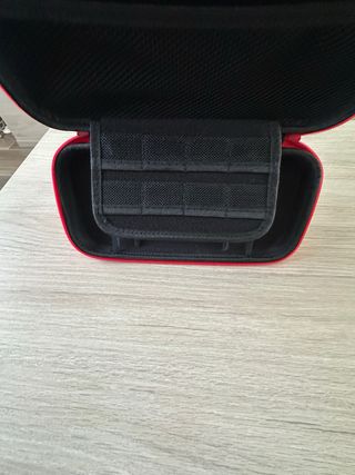 Funda Nintendo Switch Roja + 2 protectores