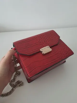 Bolso bandolera rojo Zara