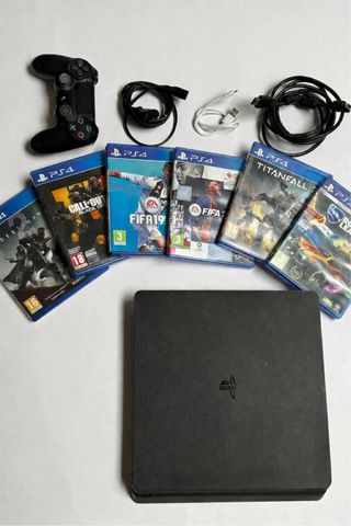 PS4 Slim + Mando + 6 Juegos