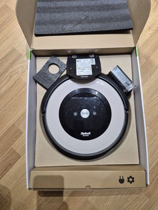 Roomba E5 poco uso + filtro nuevo