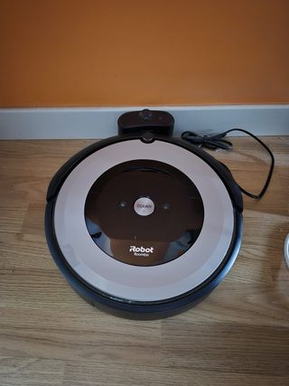 Roomba E5 poco uso + filtro nuevo