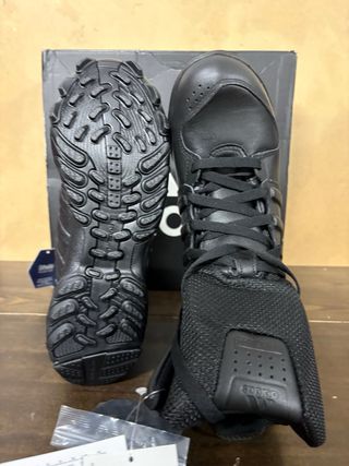 Botas talla 43 1/3 ADIDAS GSG 9.2. COD5