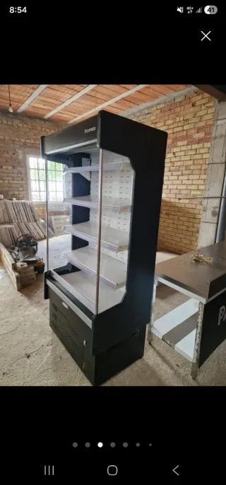Nevera expositora refrigerada