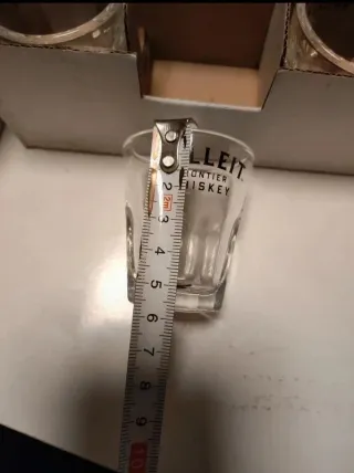 12 Vasos de Whisky Bulleit Nuevos